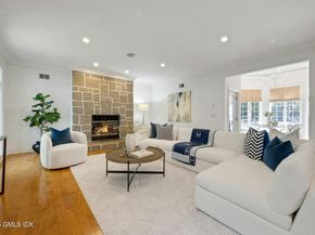 39 Running Brook Lane, New Canaan CT 06840