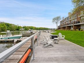 115 River Road 3, Cos Cob CT 06807