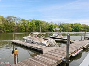 115 River Road 3, Cos Cob CT 06807