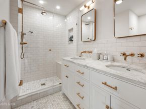 115 River Road 3, Cos Cob CT 06807
