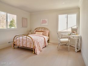 37 Mary Lane, Riverside CT 06878