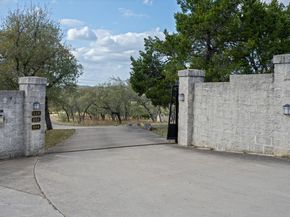 600 N River Hills RD, Austin TX 78733