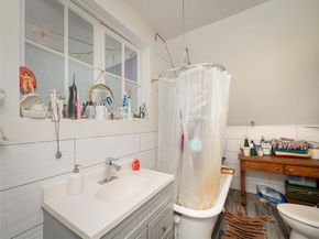 209 E 38th ST A, B & C, Austin TX 78705