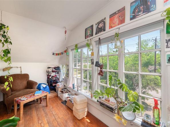 209 E 38th ST A, B & C, Austin TX 78705
