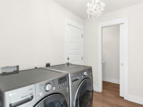 10101 Parkfield DR, Austin TX 78758