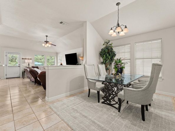 202 Dunkeld DR, Spicewood TX 78669