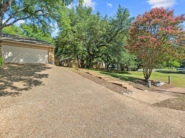 8318 Bent Tree RD, Austin TX 78759