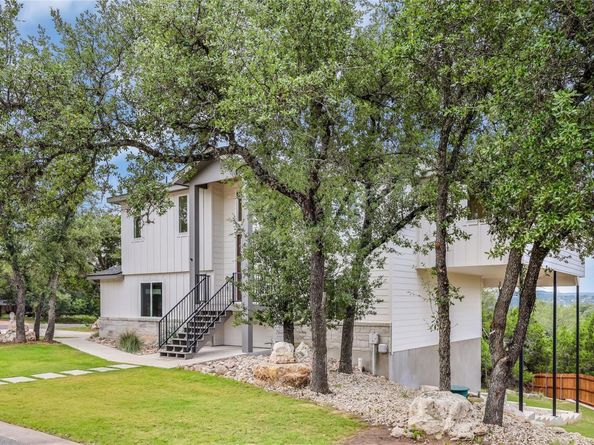 429 Summit Ridge DR N, Lago Vista TX 78645