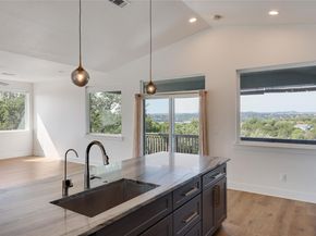 429 Summit Ridge DR N, Lago Vista TX 78645