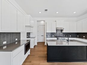 109 Pennybacker LN, Lakeway TX 78738