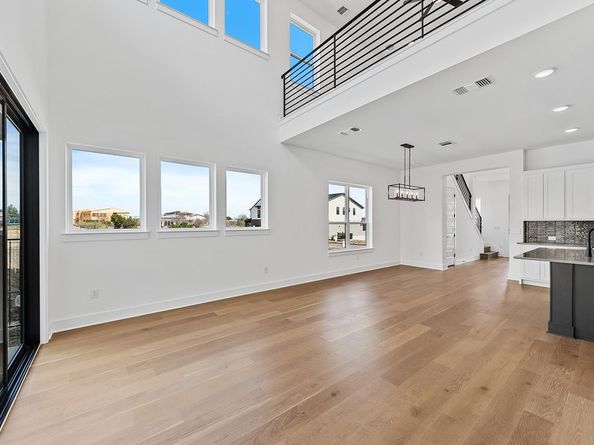 109 Pennybacker LN, Lakeway TX 78738