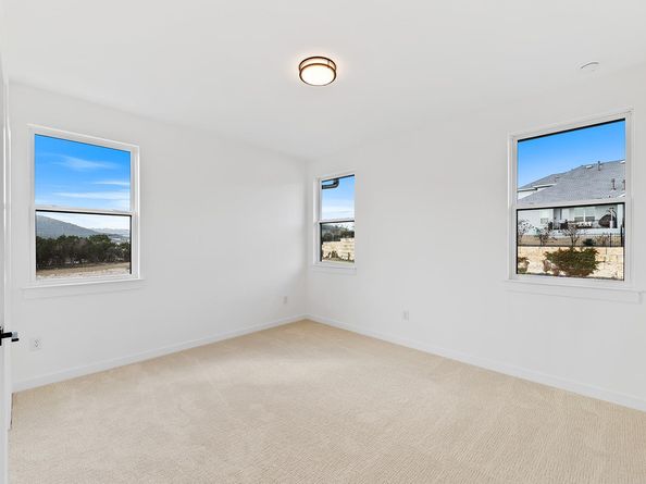 109 Pennybacker LN, Lakeway TX 78738