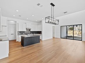 109 Pennybacker LN, Lakeway TX 78738