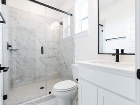 109 Pennybacker LN, Lakeway TX 78738