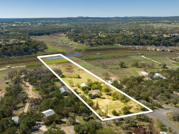 24909 Lakeview DR, Spicewood TX 78669