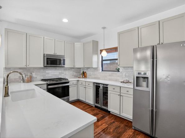 1203 E 2nd ST A, Austin TX 78702