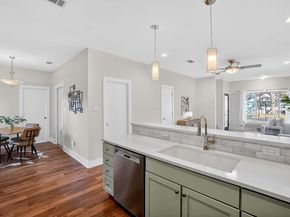 1203 E 2nd ST A, Austin TX 78702