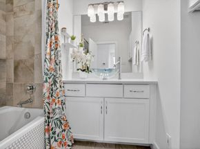 1203 E 2nd ST A, Austin TX 78702