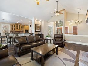 708 Sunfish St, Lakeway TX 78734