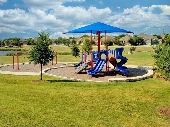 1708 Loyal Friend DR 46, Leander TX 78641