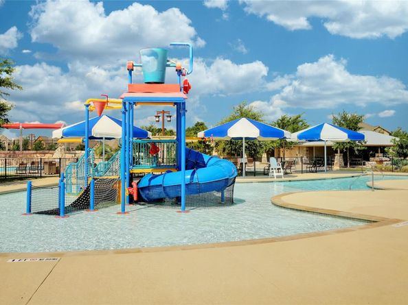 1708 Loyal Friend DR 46, Leander TX 78641