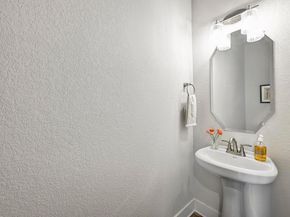 1708 Loyal Friend DR 46, Leander TX 78641