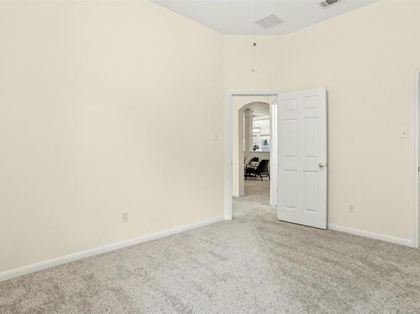 3804 Aqua LN, Round Rock TX 78681