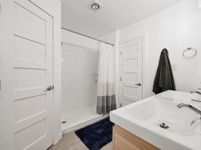 7707 Wakefield DR, Austin TX 78749