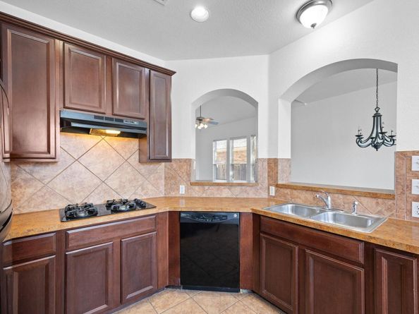 2995 Freemont ST, Round Rock TX 78681