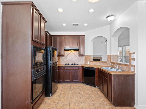 2995 Freemont ST, Round Rock TX 78681