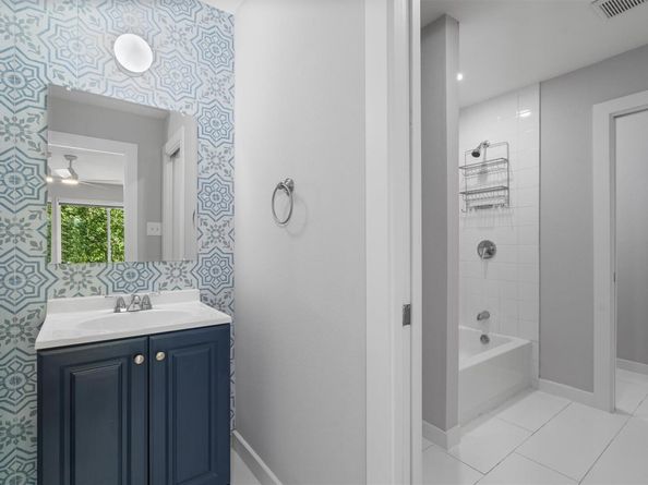3400 Santa Fe DR, Austin TX 78741