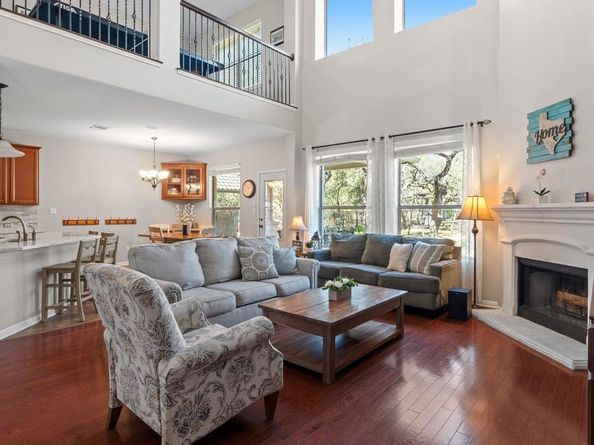 15104 Spillman Ranch LOOP, Austin TX 78738