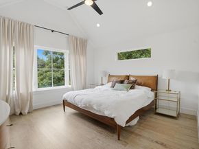 4609 Sara DR B, Austin TX 78721