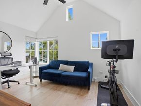 4609 Sara DR B, Austin TX 78721