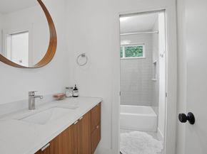 4609 Sara DR B, Austin TX 78721