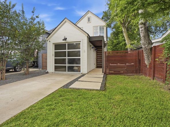 4609 Sara DR B, Austin TX 78721