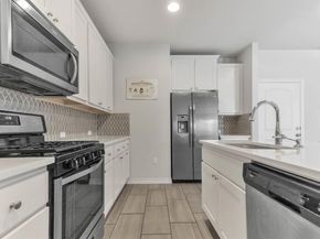 4821 Star Jasmine DR 141, Austin TX 78723
