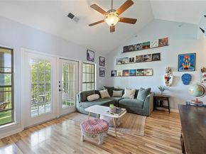 6810 Deatonhill DR 2200, Austin TX 78745