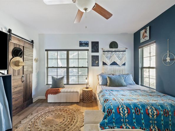 6810 Deatonhill DR 2200, Austin TX 78745