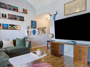 6810 Deatonhill DR 2200, Austin TX 78745