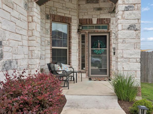 732 Manzano LN, Pflugerville TX 78660