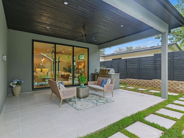 2711 Pegram Ave, Austin TX 78757