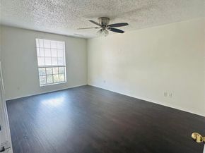 2401 Leon ST 307, Austin TX 78705