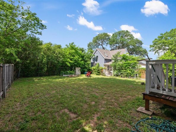 5009 Lott Ave, Austin TX 78721