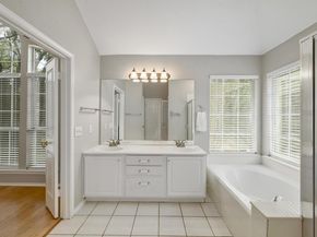 5405 Apache Creek CV, Austin TX 78735