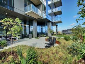 44 EAST Ave 2310, Austin TX 78701