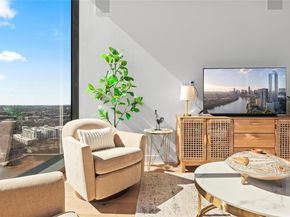 44 EAST Ave 2310, Austin TX 78701
