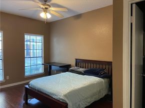 712 W 21st ST 303, Austin TX 78705