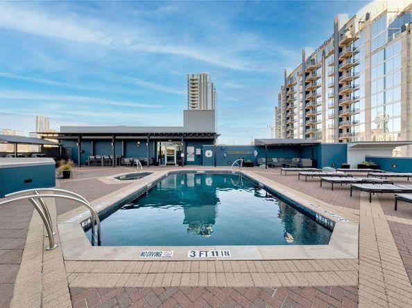 54 Rainey ST 922, Austin TX 78701