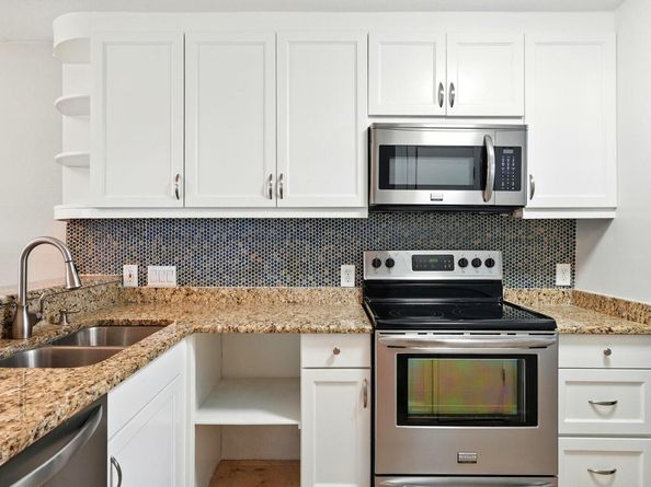 2918 Ranch Road 620 N C115, Austin TX 78734